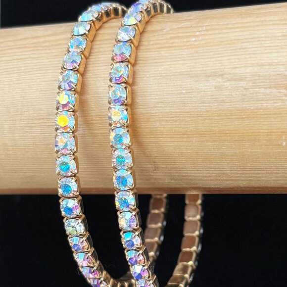 Two Iridescent Stretch Stacking Rhinesone Bracelets in Gold Vintage - Picture 2 of 3